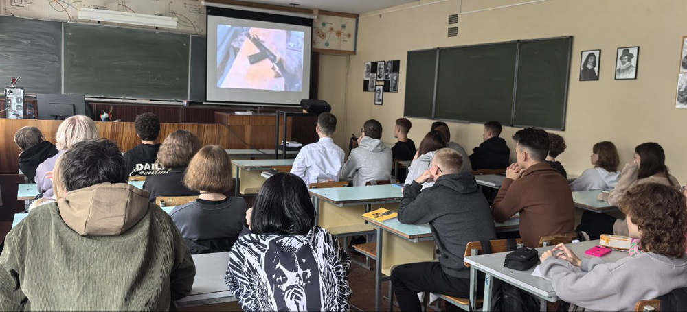 photo 5312087441311661704 y