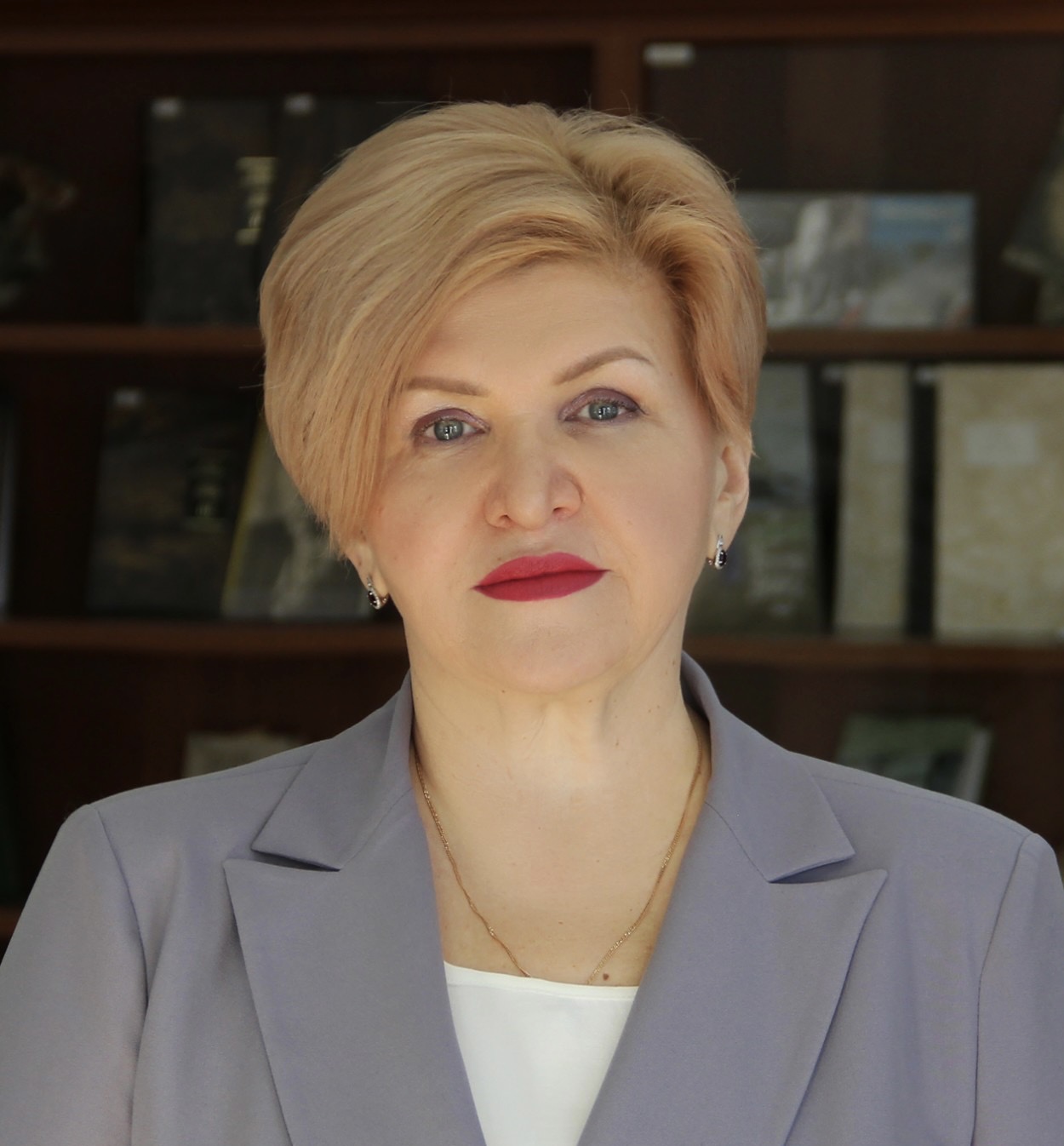 хаерзаманова с