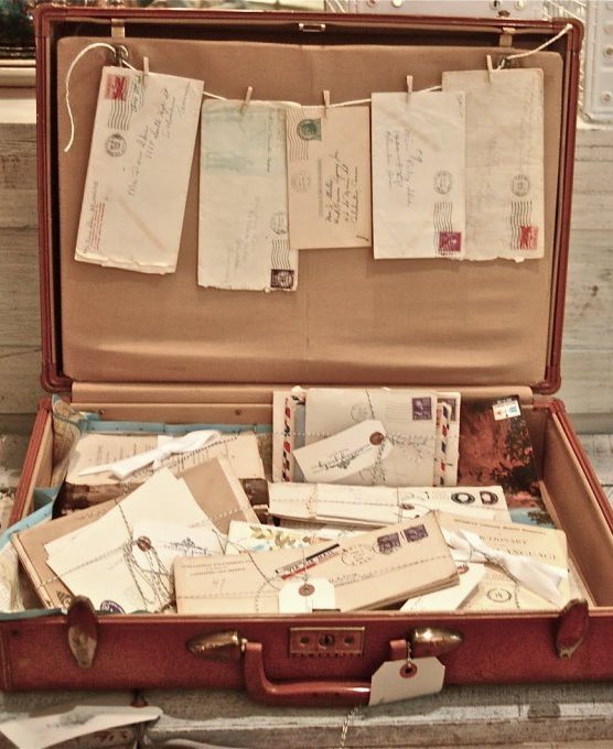 чемодан с письмами