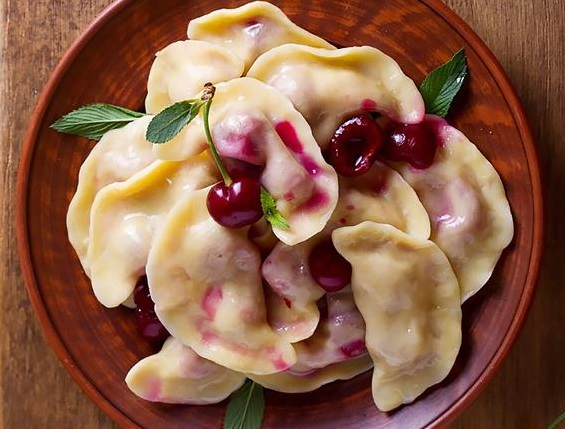 вареники с вишней